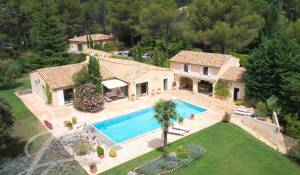 Affitto Casa Saint-Marc-Jaumegarde