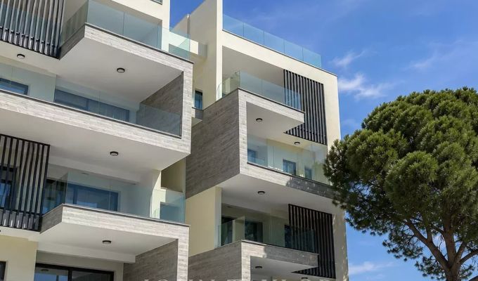 Nuova costruzione Consegna il 06/26 Germasogeia