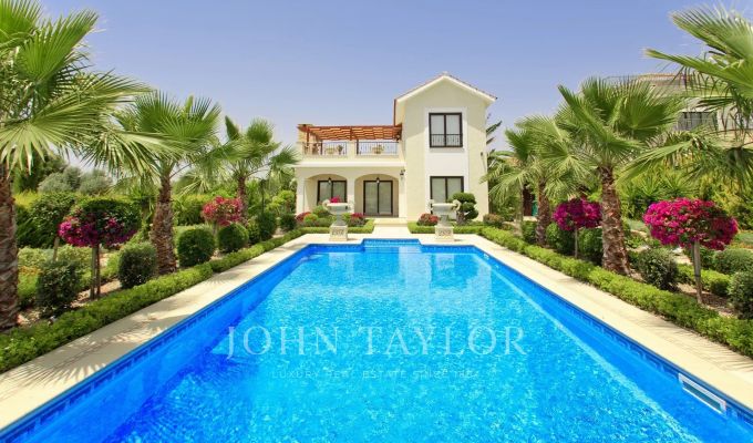 Nuova costruzione Consegna il 09/26 Paphos