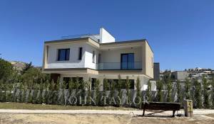 Nuova costruzione Villa Agios Tychonas
