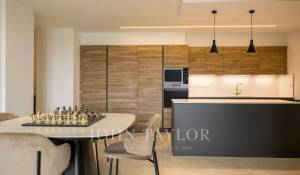 Vendita Appartamento Agios Tychonas