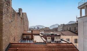 Vendita Appartamento Como