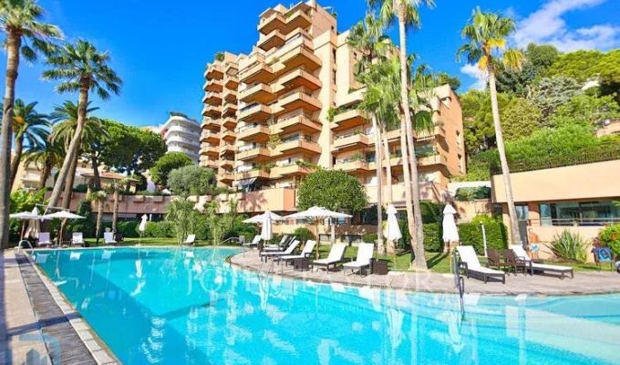 Vendita Cantina Monaco