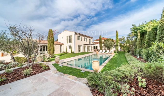 Vendita Casa Eygalières