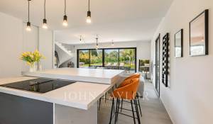 Vendita Casa La Roquette-sur-Siagne