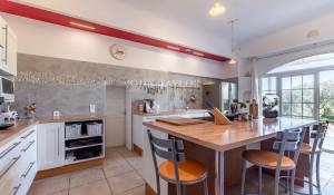 Vendita Cascina Cadenet