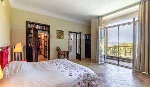 Vendita Cascina Cadenet