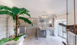 Vendita Cascina Cadenet