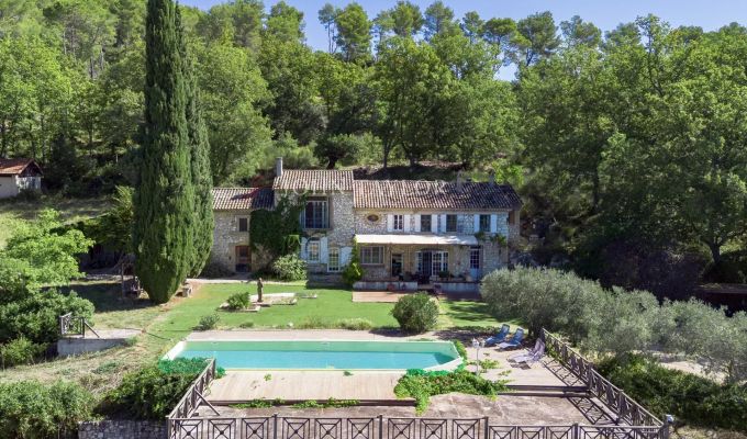 Vendita Cascina Cadenet