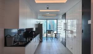 Vendita Cascina Dubai Marina