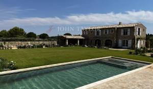 Vendita Cascina Eygalières