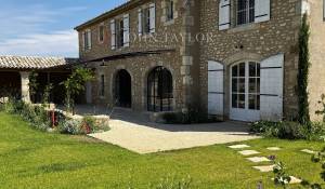 Vendita Cascina Eygalières