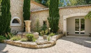 Vendita Cascina Eygalières