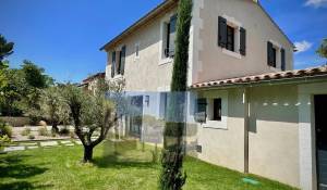 Vendita Cascina Eygalières