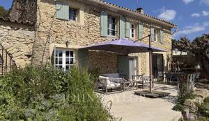 Vendita Cascina Le Castellet