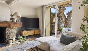 Vendita Cascina Le Castellet