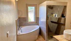 Vendita Castello Saint-Saturnin-lès-Apt