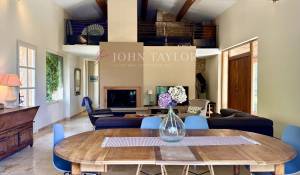 Vendita Castello Saint-Saturnin-lès-Apt