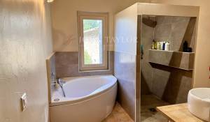 Vendita Castello Saint-Saturnin-lès-Apt