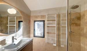 Vendita Fattoria Entrechaux