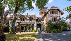 Vendita Hotel Biarritz