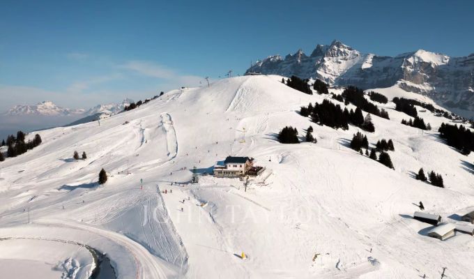 Vendita Hotel Champéry