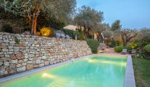 Vendita Proprietà Châteauneuf-Grasse