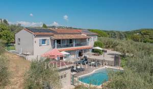 Vendita Proprietà Châteauneuf-Grasse