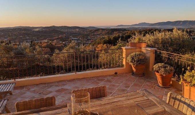 Vendita Proprietà Châteauneuf-Grasse