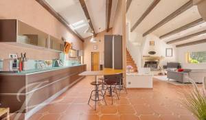 Vendita Proprietà Simiane-Collongue