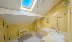 Vendita Proprietà Yens