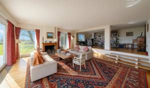 Vendita Proprietà Yens