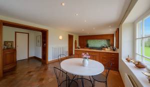 Vendita Proprietà Yens