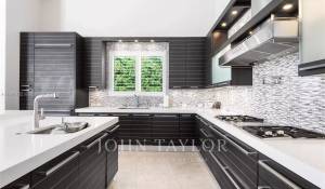 Vendita Villa Aventura