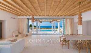 Vendita Villa Cala Llenya