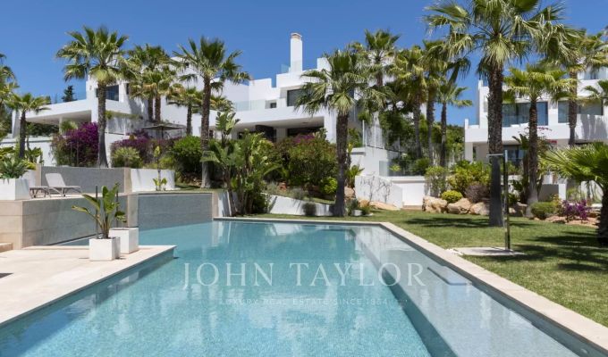 Vendita Villa Cala Llenya
