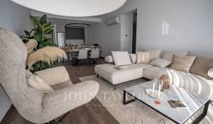 Vendita Attico Mouttagiaka