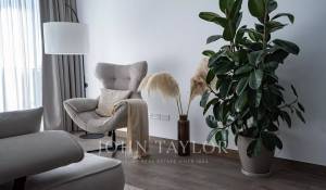 Vendita Attico Mouttagiaka