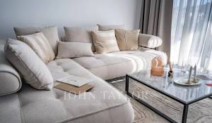 Vendita Attico Mouttagiaka