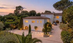 Vendita Villa Valbonne