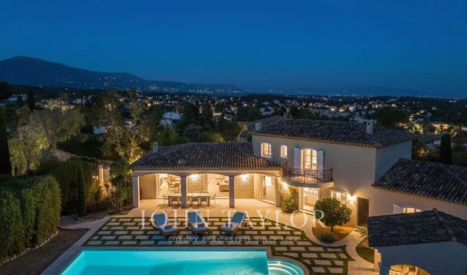 Vendita Villa Valbonne